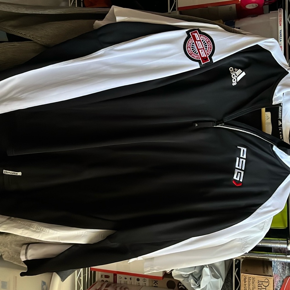 Men’s Under Armour Shirt!